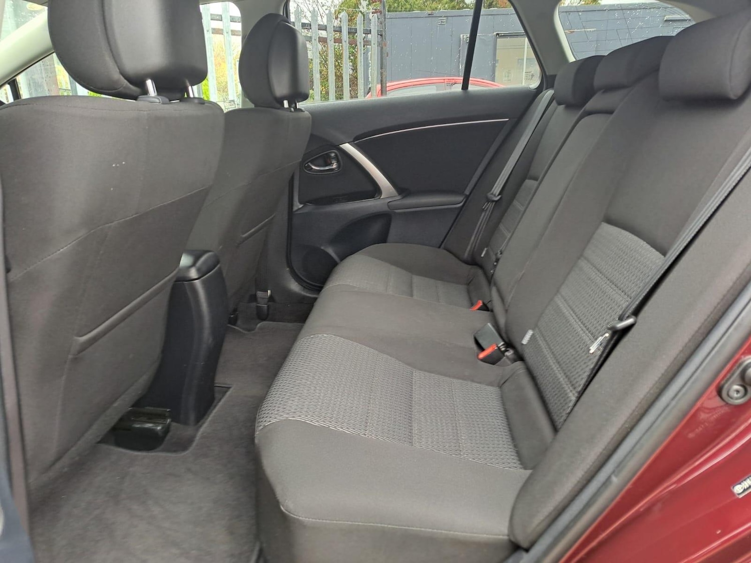 Used Toyota Avensis 2012 for sale - 76380867: Photo 18