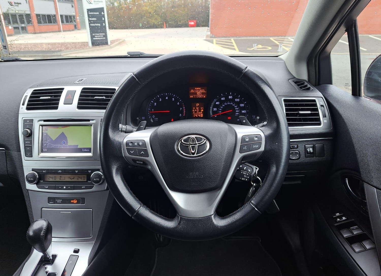 Used Toyota Avensis 2012 for sale - 76380867: Photo 21