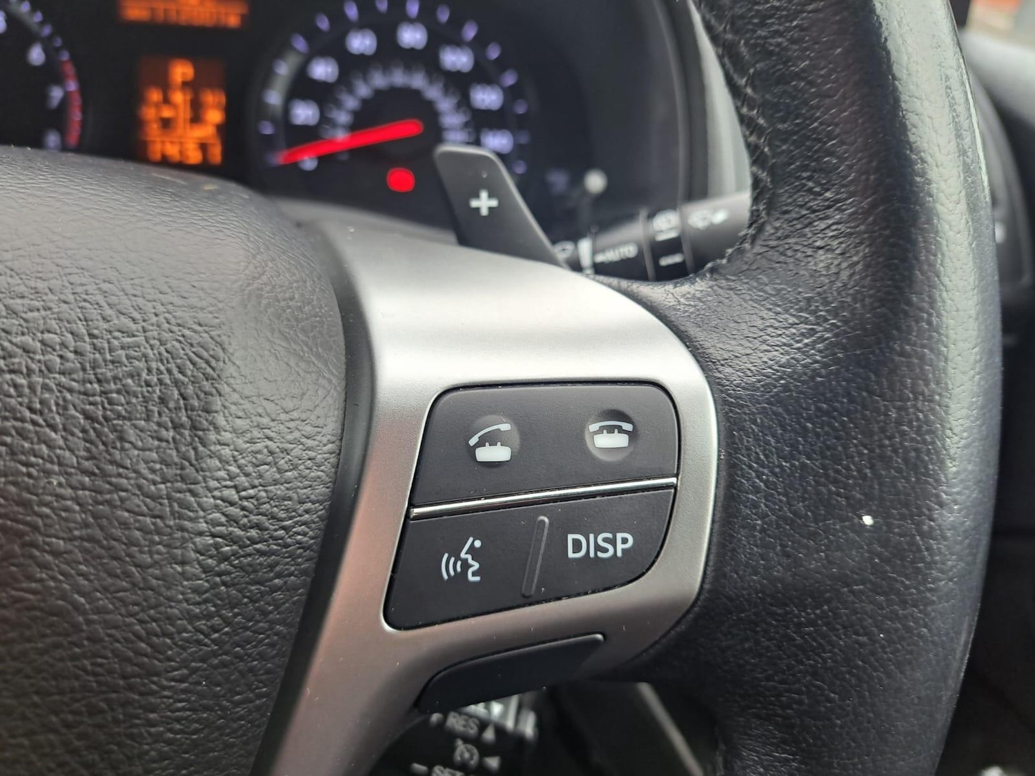 Used Toyota Avensis 2012 for sale - 76380867: Photo 24