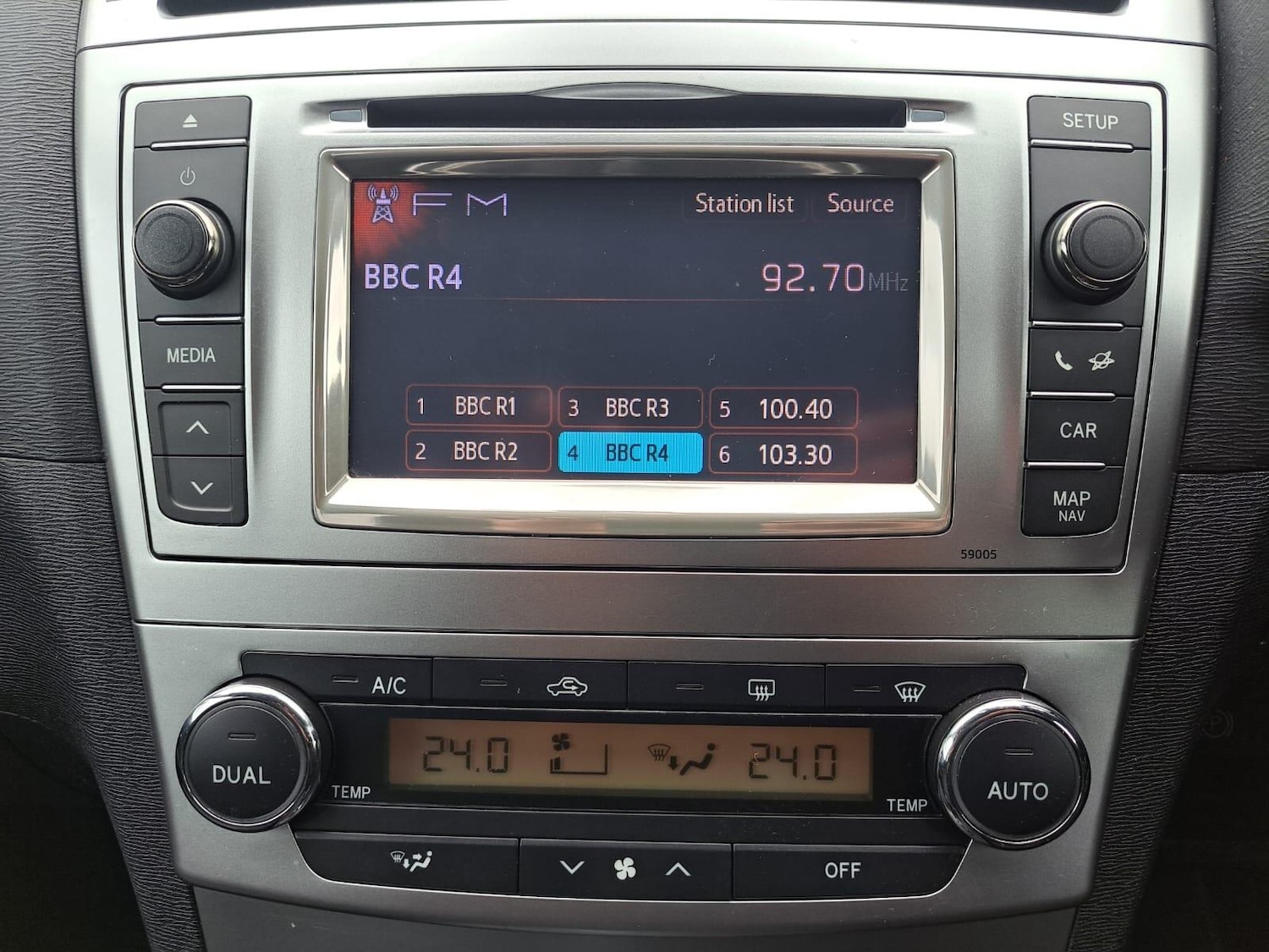 Used Toyota Avensis 2012 for sale - 76380867: Photo 35