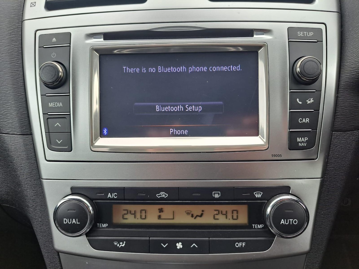 Used Toyota Avensis 2012 for sale - 76380867: Photo 36