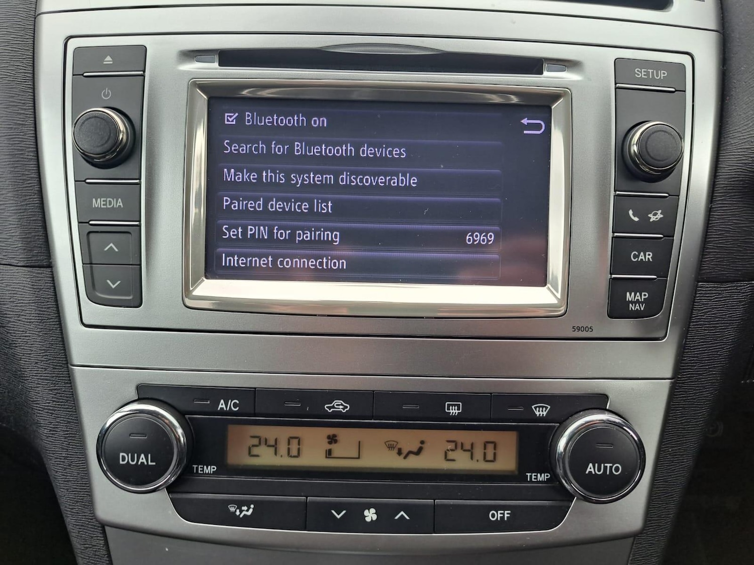 Used Toyota Avensis 2012 for sale - 76380867: Photo 38