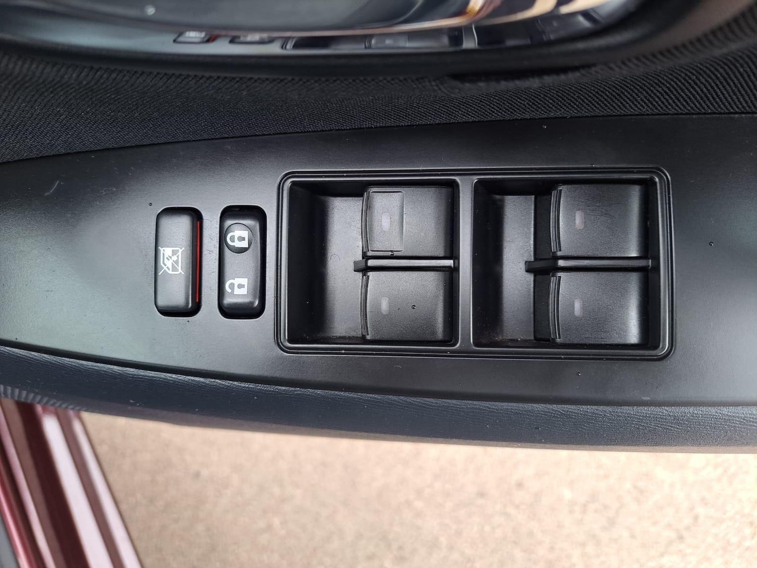 Used Toyota Avensis 2012 for sale - 76380867: Photo 53