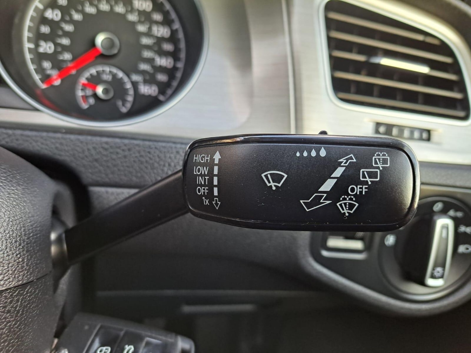 Used Volkswagen Golf 2015 for sale - 76633267: Photo 27