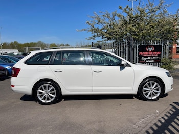 Used Skoda Octavia 2016 for sale - 78301066: Photo
