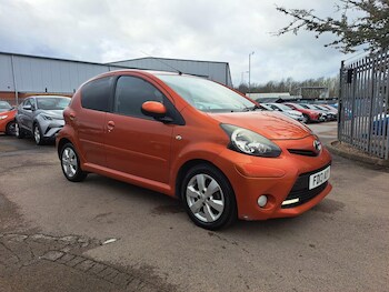 2013 (13) - 1.0 VVT-i Fire Euro 5 5dr