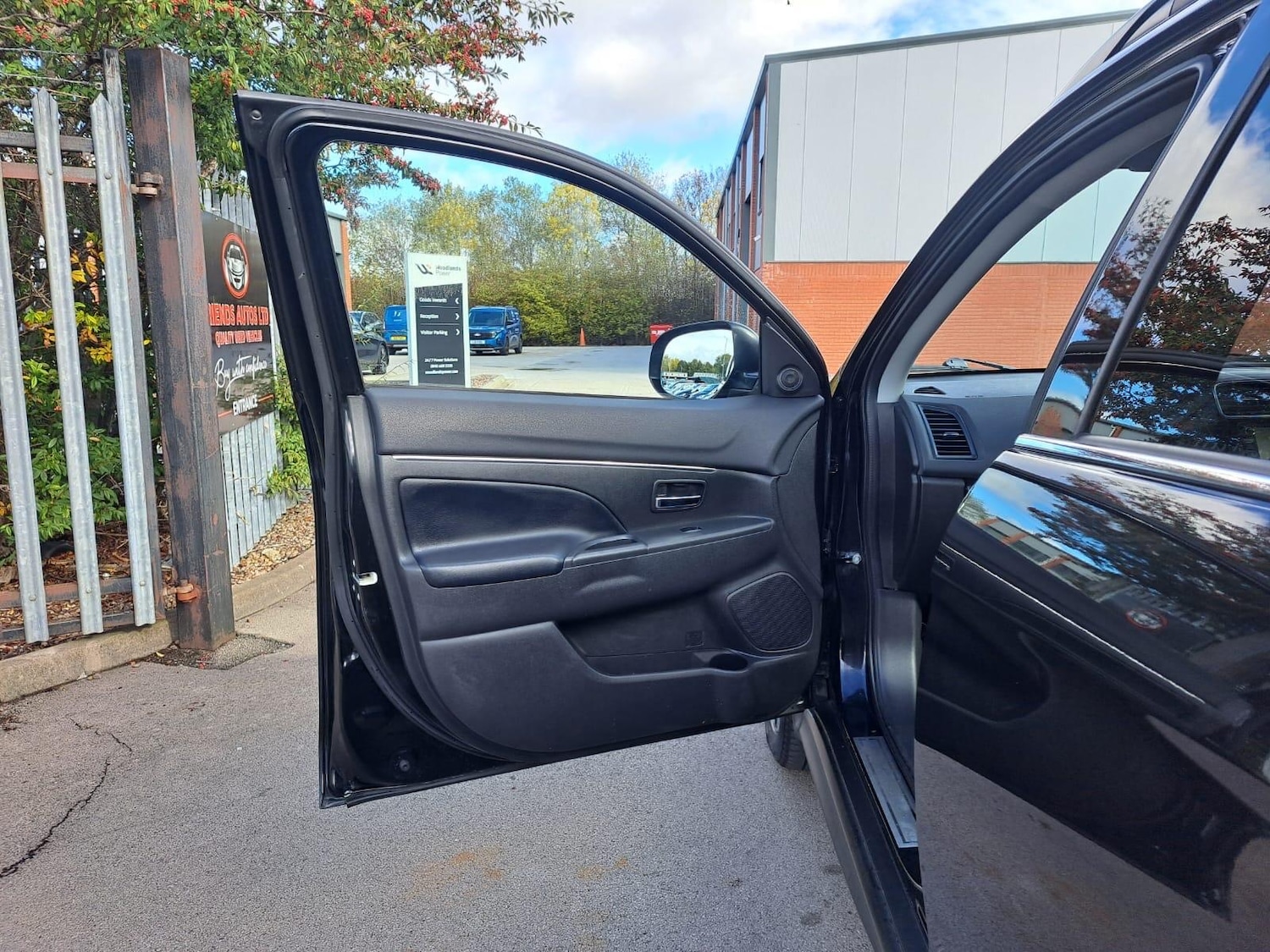Used Mitsubishi ASX 2017 for sale - 76336970: Photo 64