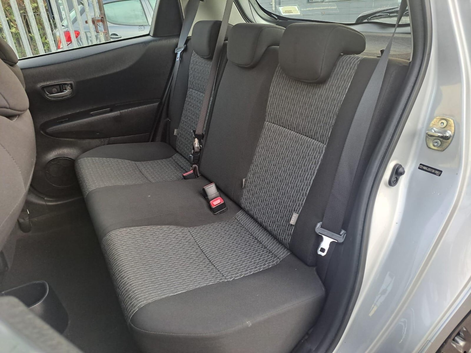 Used Toyota Yaris 2014 for sale - 77387002: Photo 20