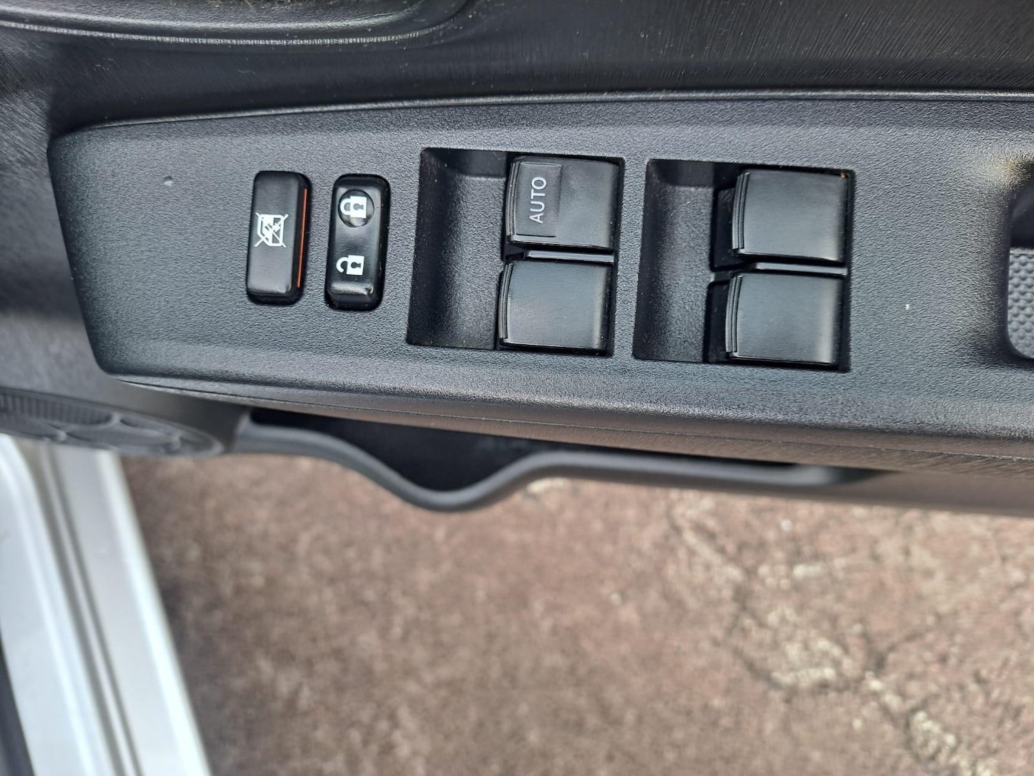 Used Toyota Yaris 2014 for sale - 77387002: Photo 47