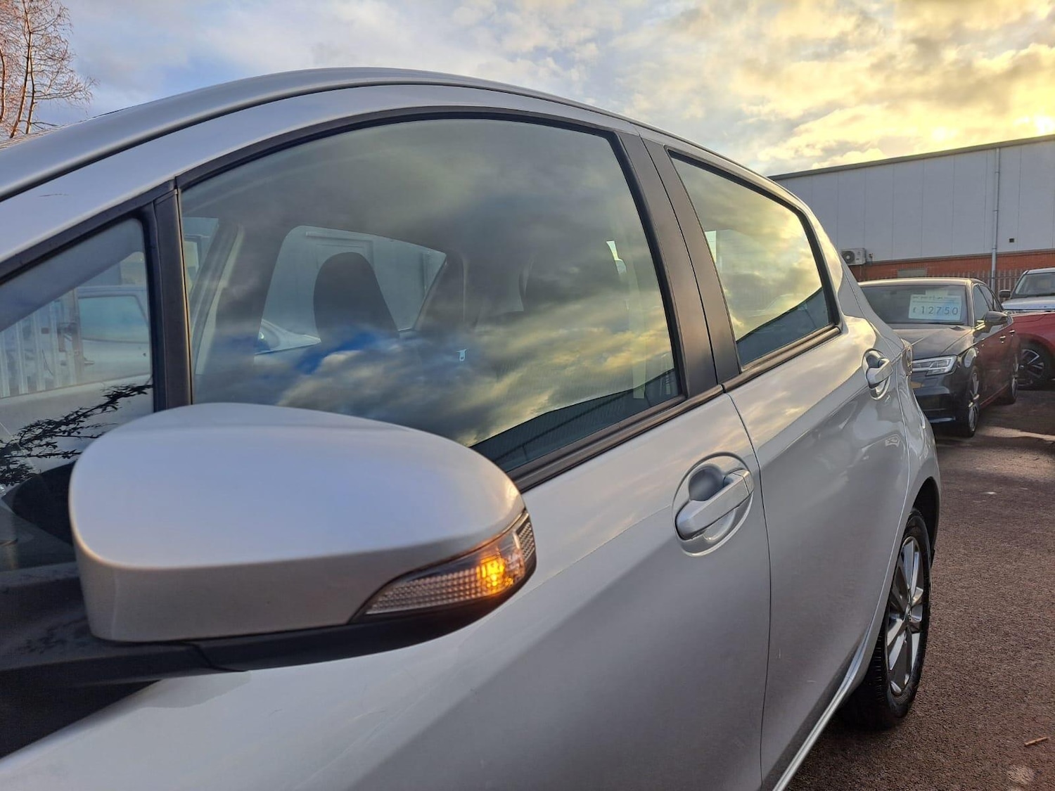 Used Toyota Yaris 2014 for sale - 77387002: Photo 59