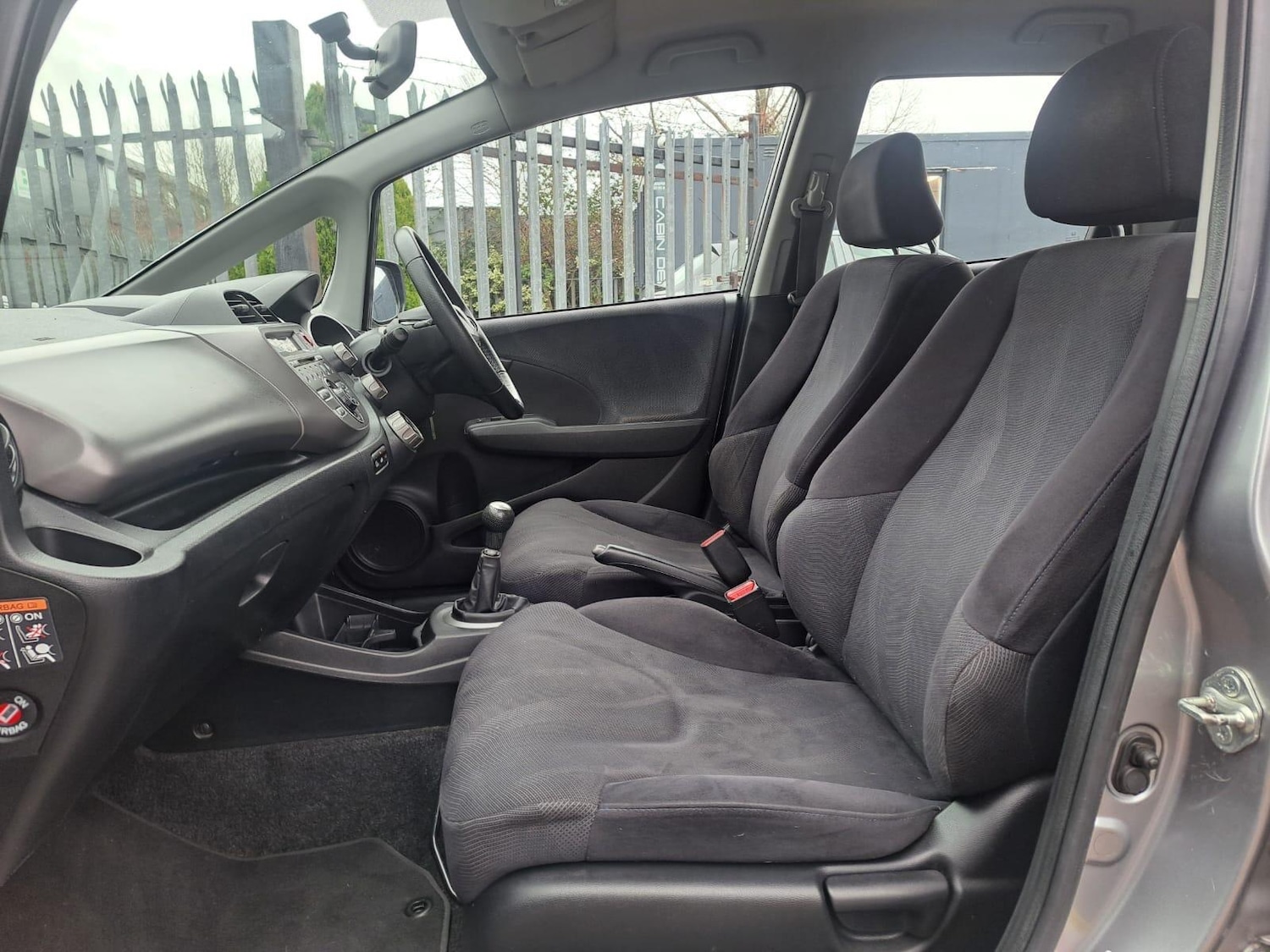 Used Honda Jazz 2010 for sale - 77242638: Photo 18