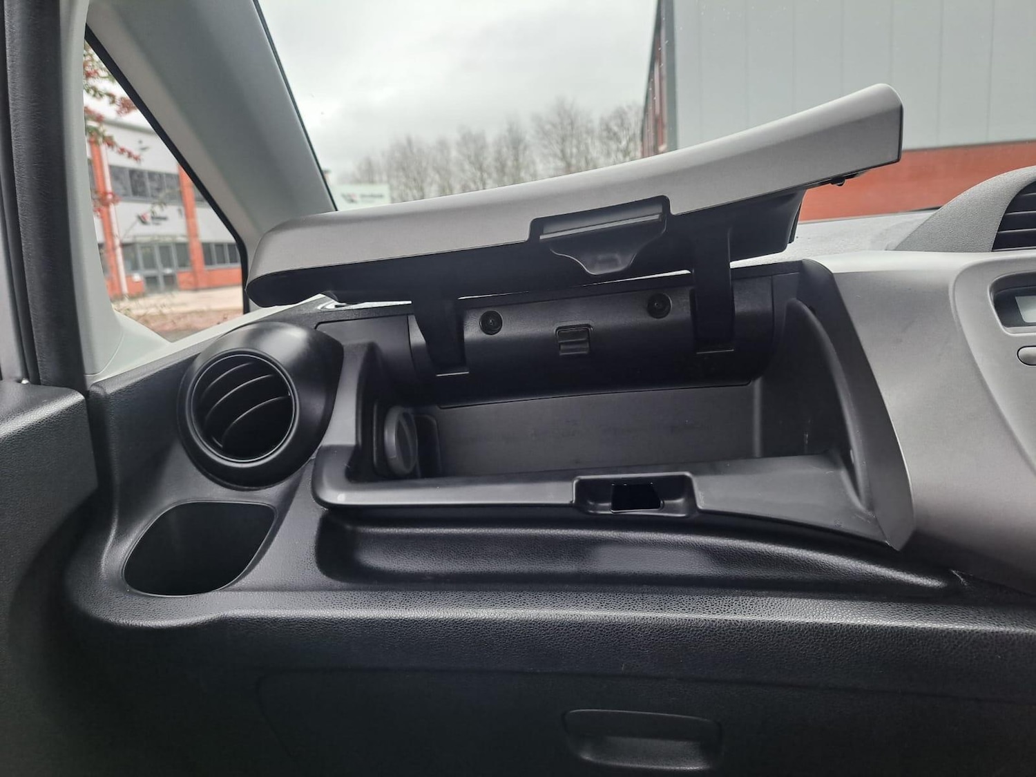 Used Honda Jazz 2010 for sale - 77242638: Photo 36