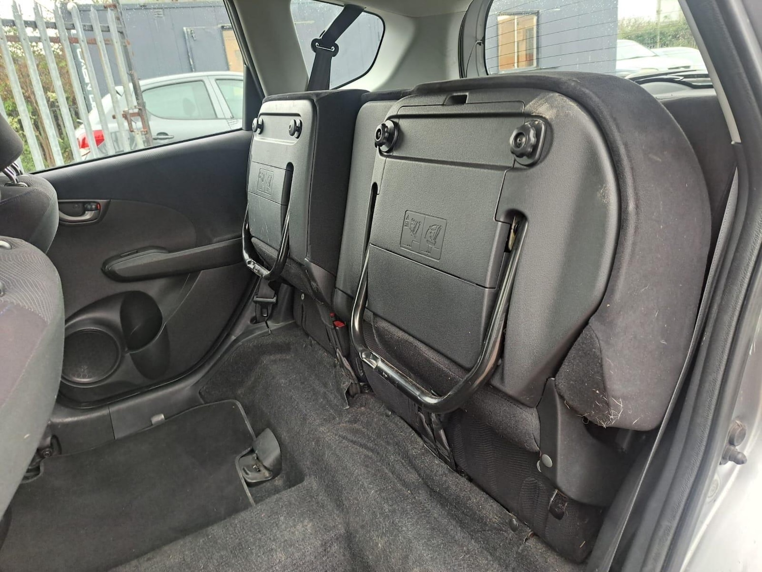 Used Honda Jazz 2010 for sale - 77242638: Photo 40