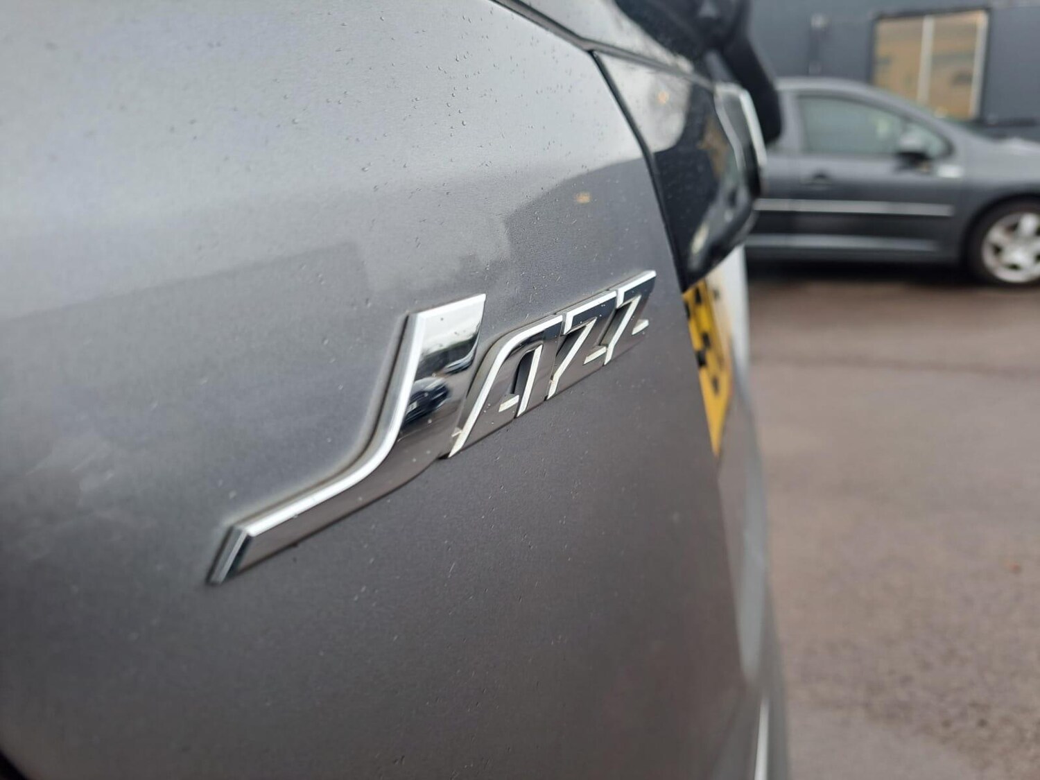 Used Honda Jazz 2010 for sale - 77242638: Photo 60