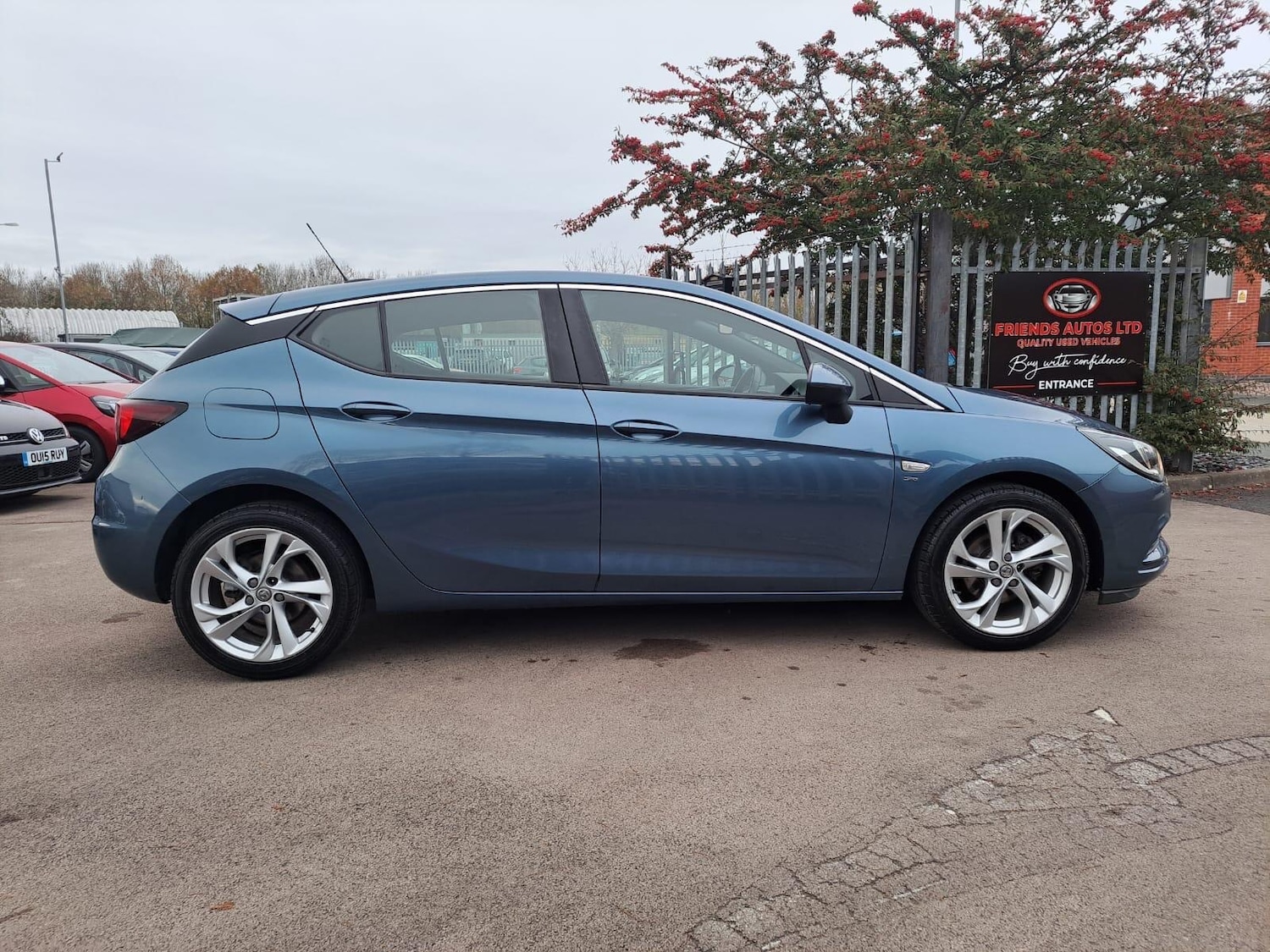 Used Vauxhall Astra 2016 for sale - 76824000: Photo 3