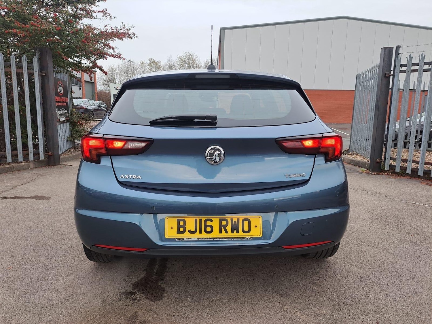 Used Vauxhall Astra 2016 for sale - 76824000: Photo 5