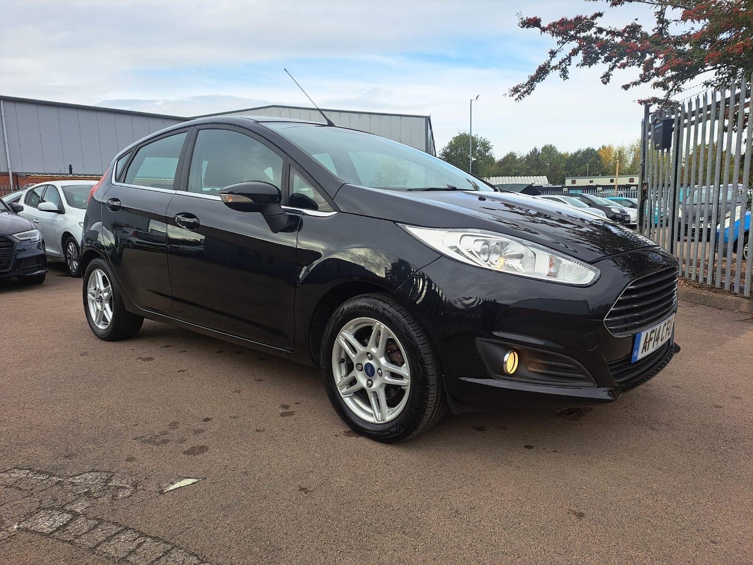 Used Ford Fiesta 2014 for sale - 76381054: Photo 1