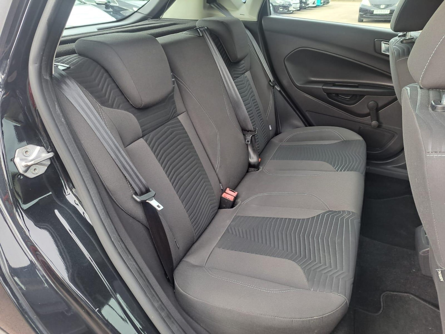 Used Ford Fiesta 2014 for sale - 76381054: Photo 12