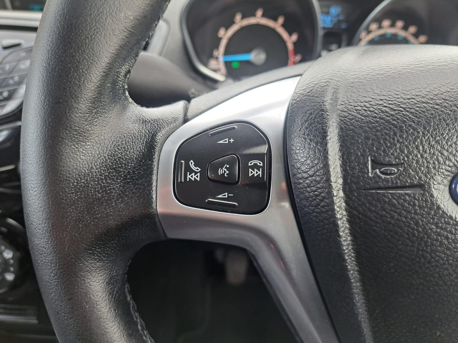 Used Ford Fiesta 2014 for sale - 76381054: Photo 23