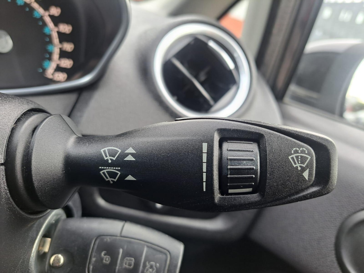 Used Ford Fiesta 2014 for sale - 76381054: Photo 25