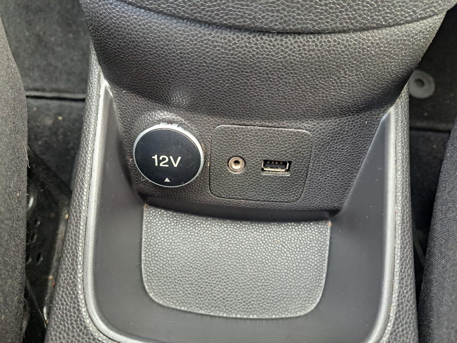 Used Ford Fiesta 2014 for sale - 76381054: Photo 35