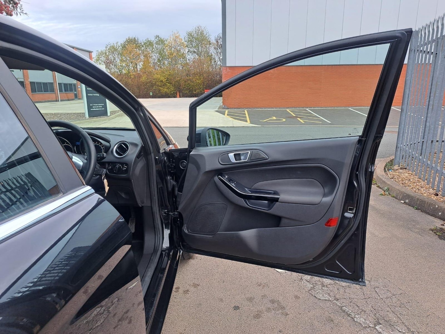 Used Ford Fiesta 2014 for sale - 76381054: Photo 40