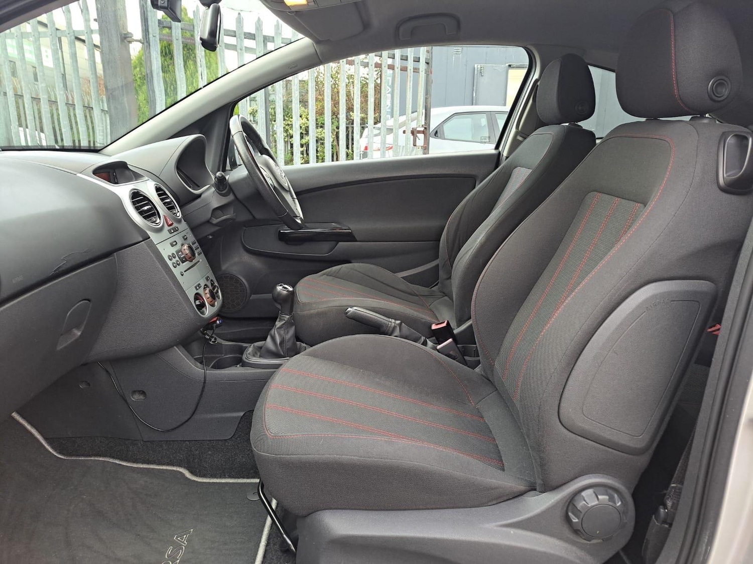 Used Vauxhall Corsa 2010 for sale - 76824012: Photo 16