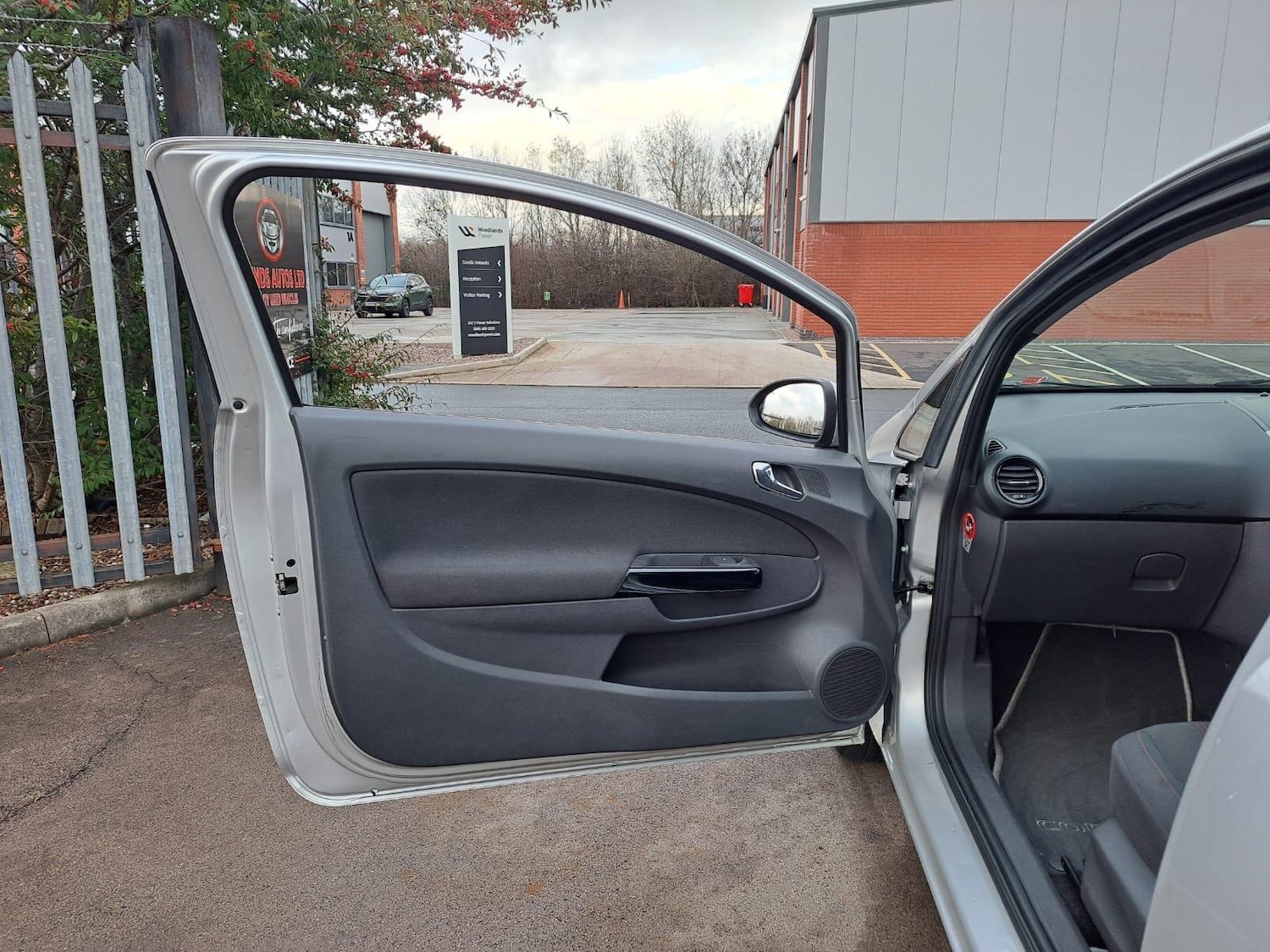 Used Vauxhall Corsa 2010 for sale - 76824012: Photo 48