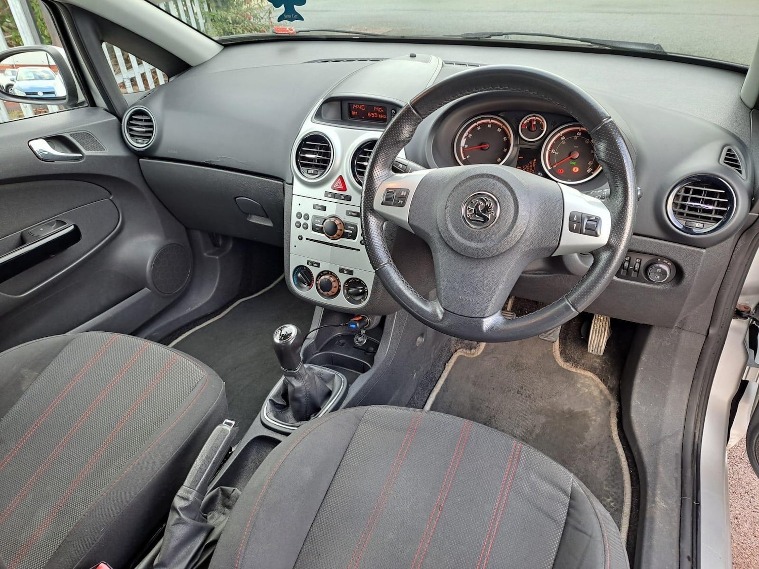 Used Vauxhall Corsa 2010 for sale - 76824012: Photo 9