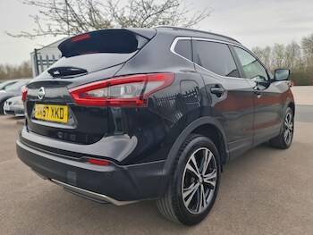 Used Nissan Qashqai 2017 for sale - 74125257: Photo
