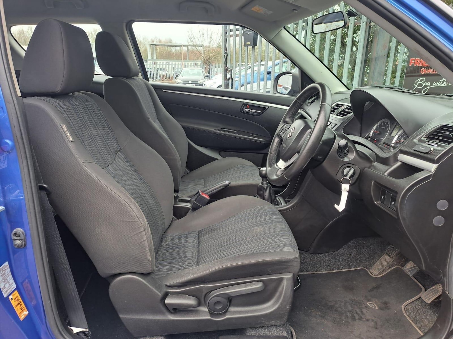 Used Suzuki Swift 2014 for sale - 77387651: Photo 10