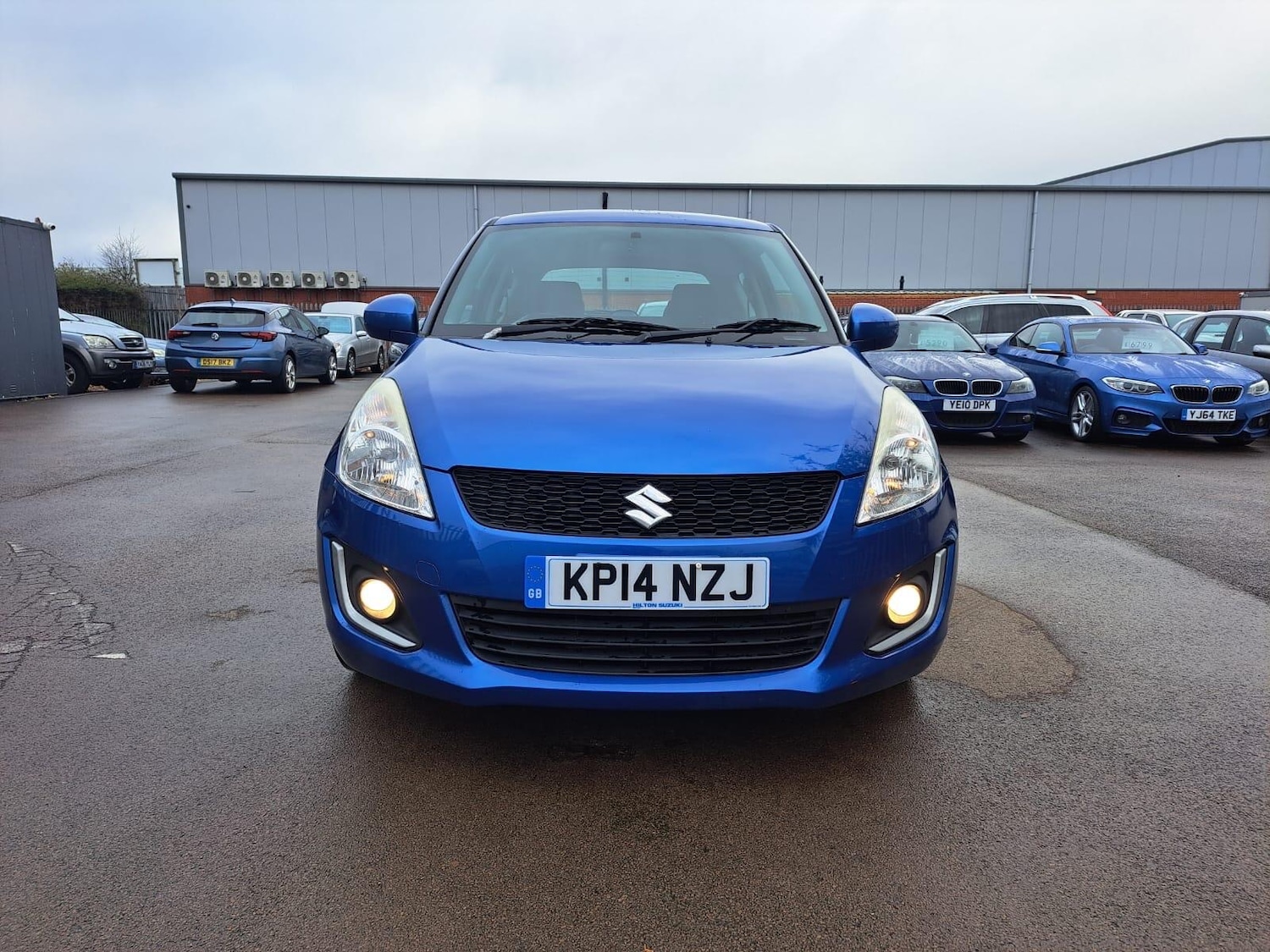 Used Suzuki Swift 2014 for sale - 77387651: Photo 2