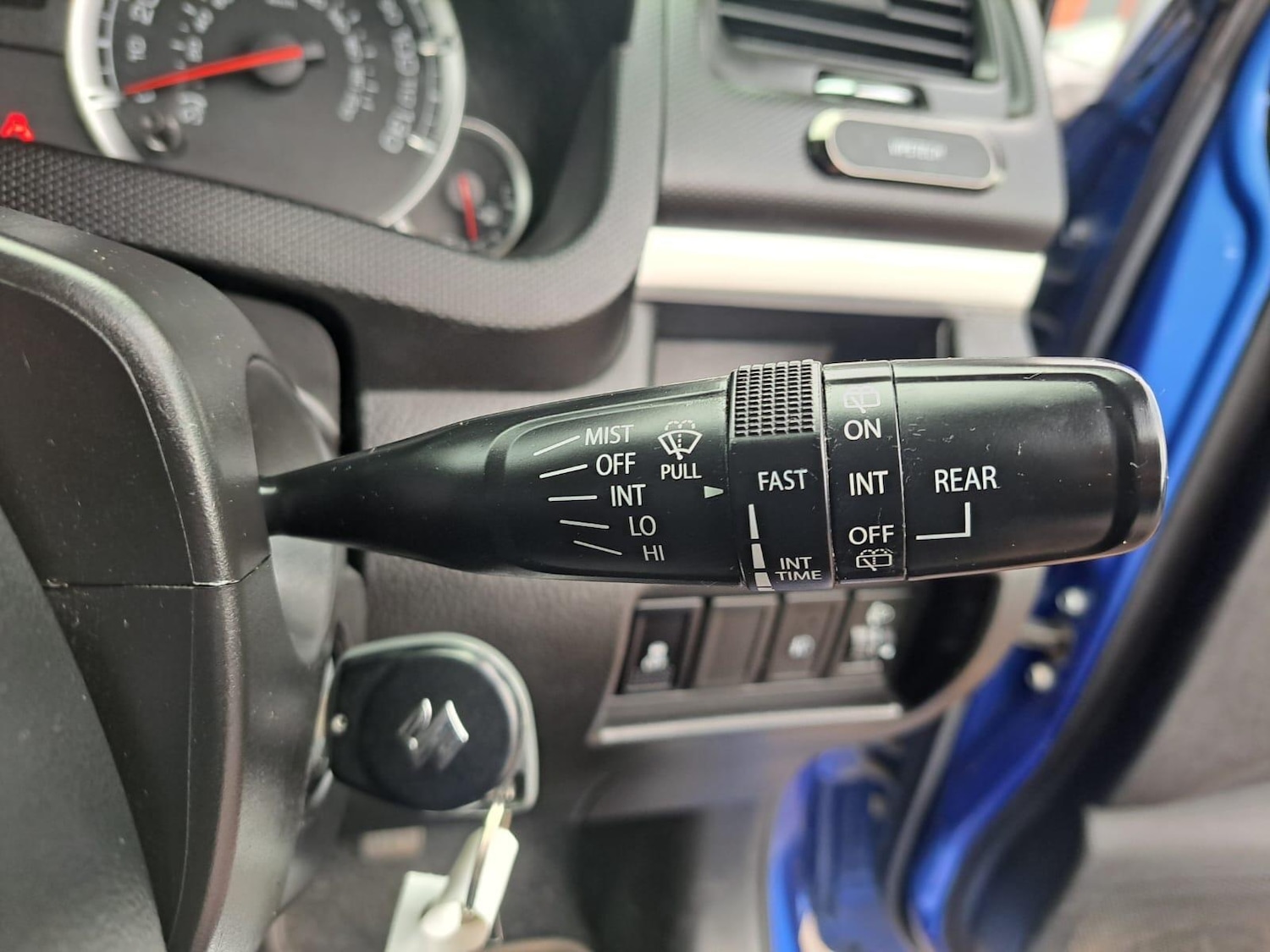 Used Suzuki Swift 2014 for sale - 77387651: Photo 26