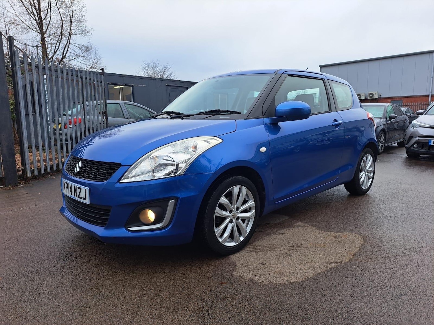 Used Suzuki Swift 2014 for sale - 77387651: Photo 3