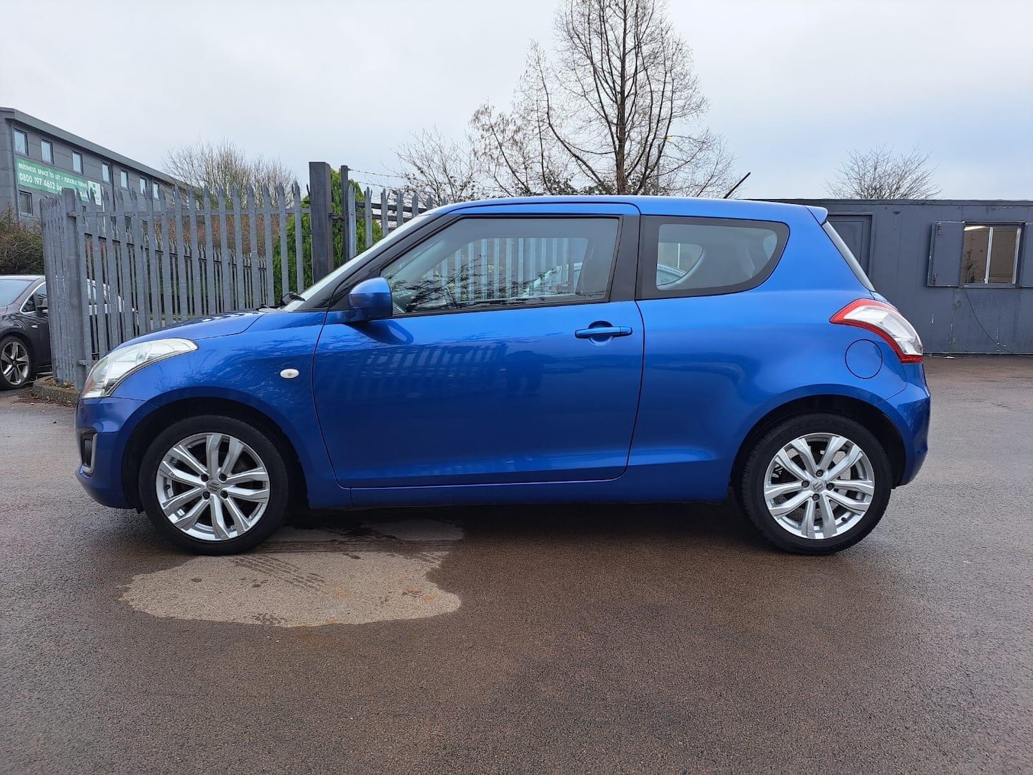 Used Suzuki Swift 2014 for sale - 77387651: Photo 4