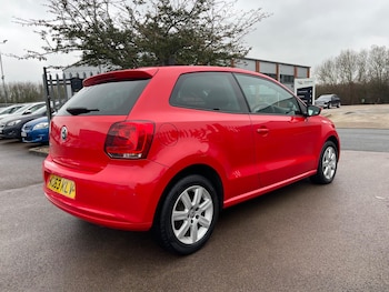 Used Volkswagen Polo 2014 for sale - 77387039: Photo