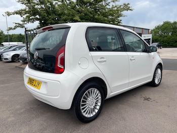 Used Volkswagen up! 2015 for sale - 78695469: Photo