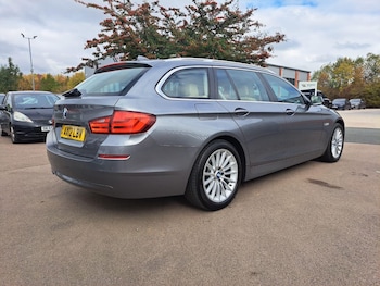 Used BMW 5 Series 2012 for sale - 76318037: Photo