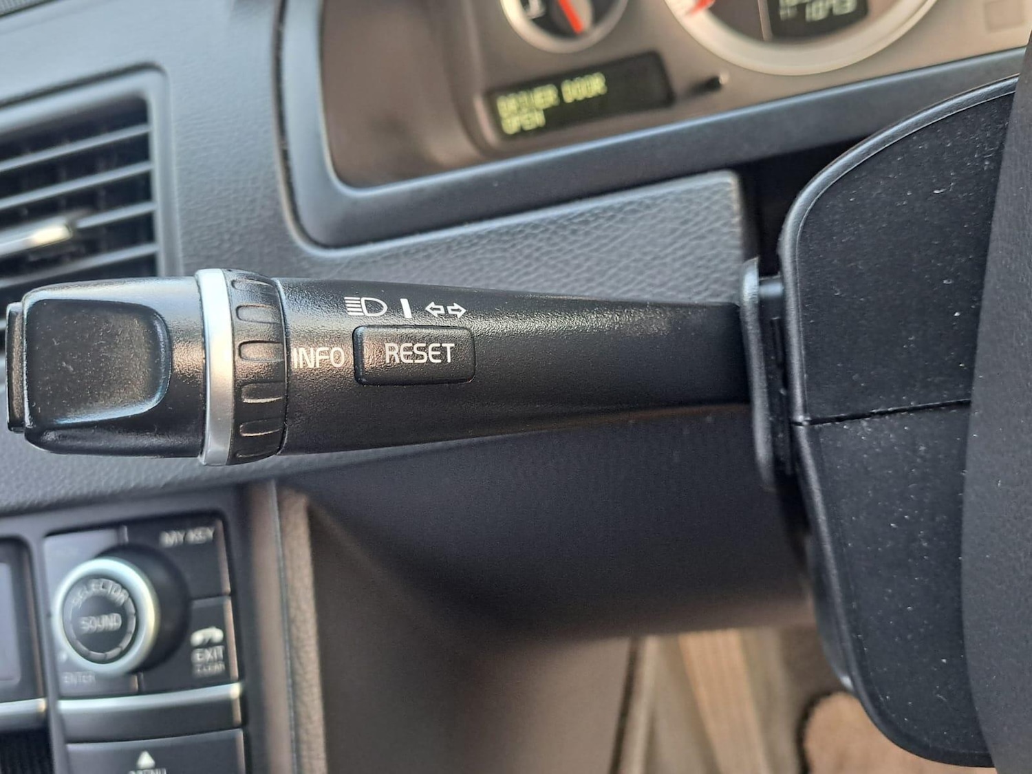 Used Volvo XC90 2014 for sale - 77387042: Photo 27