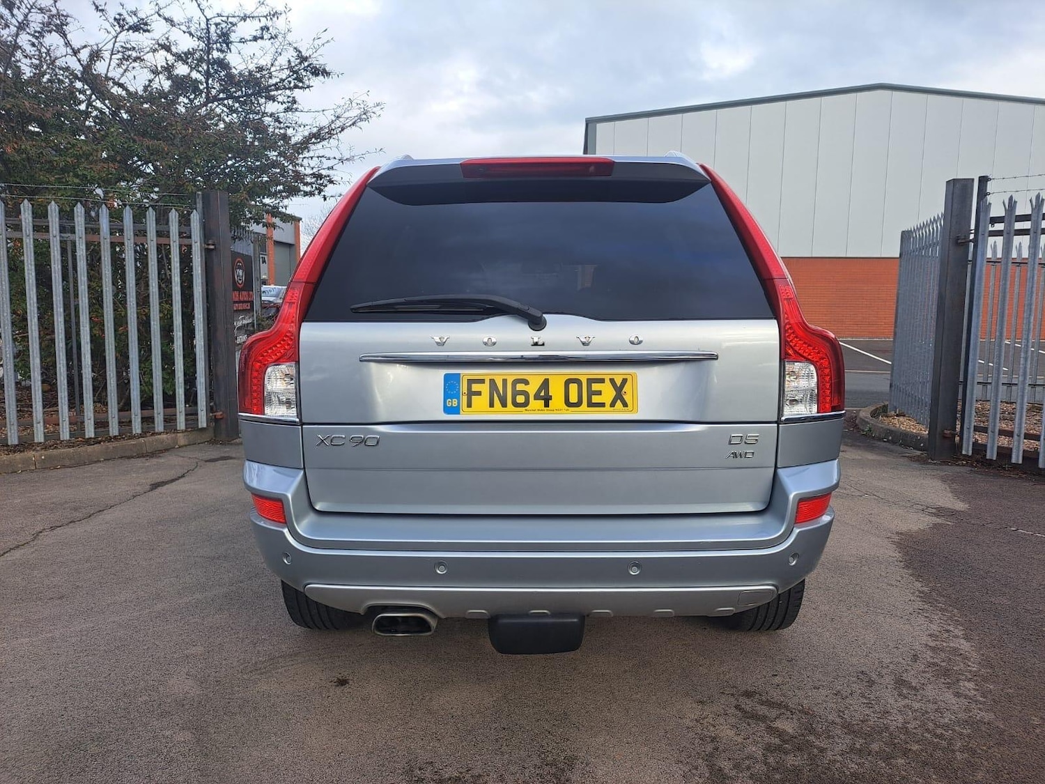 Used Volvo XC90 2014 for sale - 77387042: Photo 5