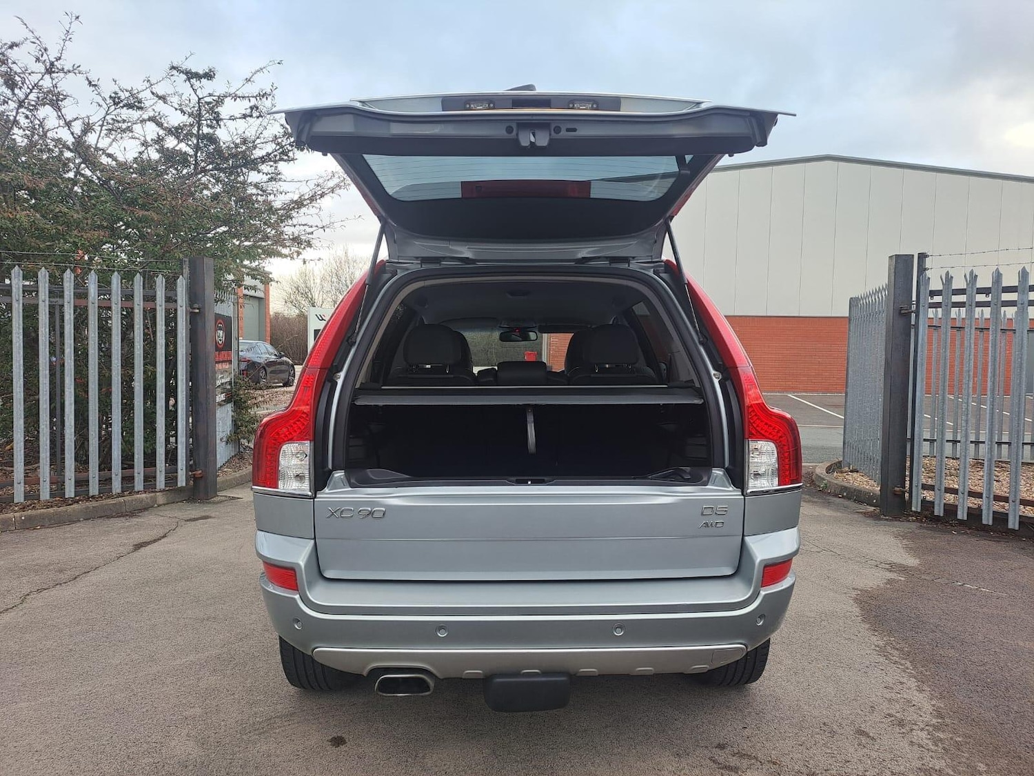 Used Volvo XC90 2014 for sale - 77387042: Photo 54