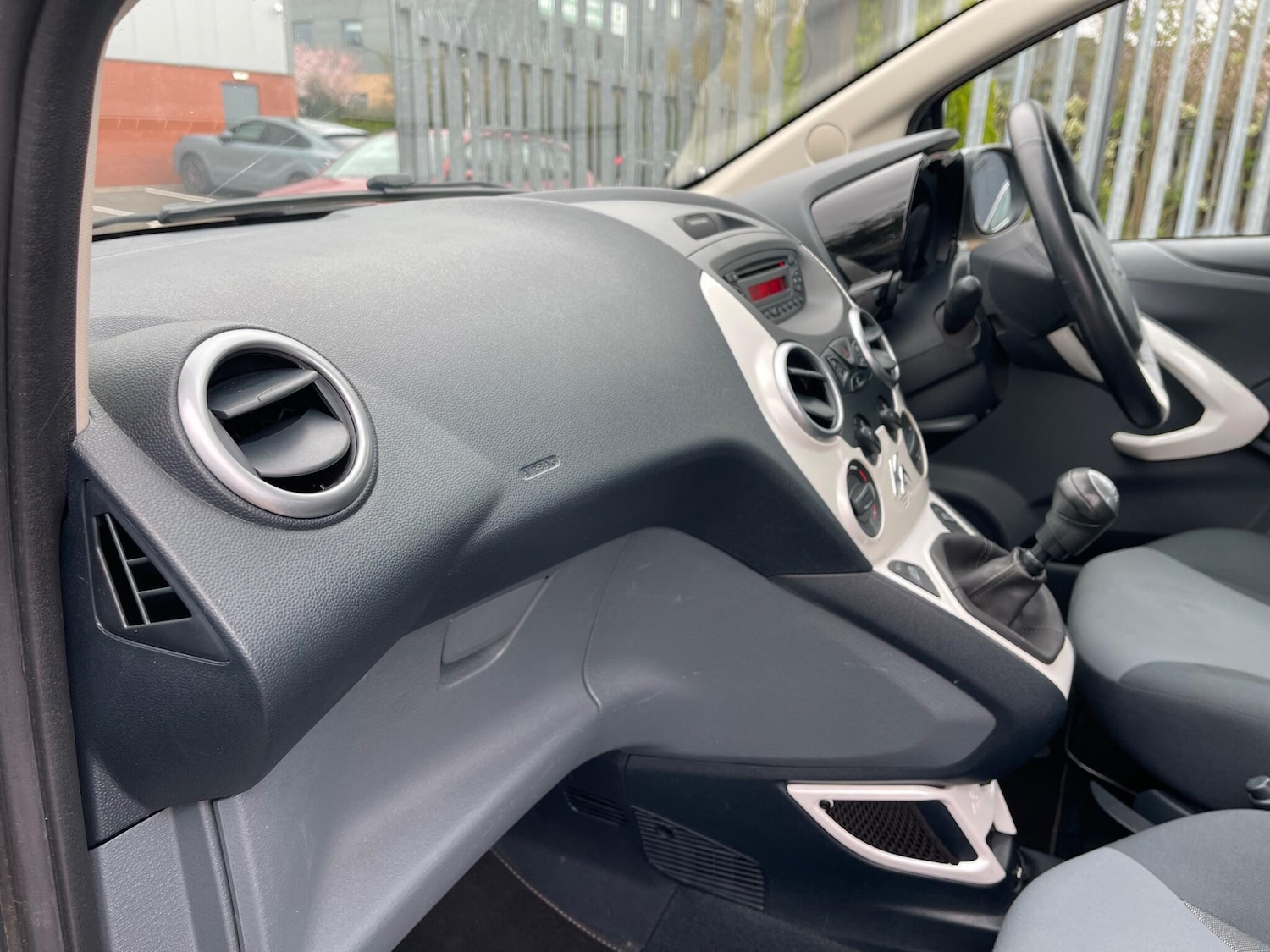 Used Ford Ka 2015 for sale - 77909560: Photo 14