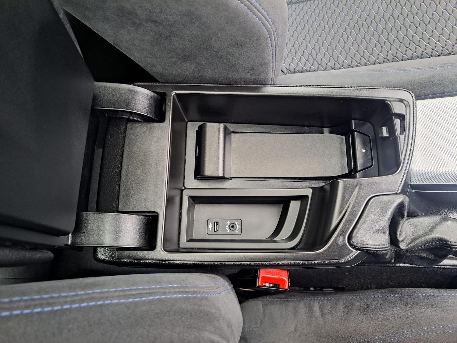 Used BMW 2 Series 2014 for sale - 77320874: Photo 56