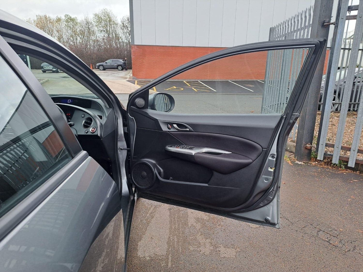 Used Honda Civic 2009 for sale - 76592324: Photo 49