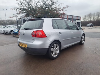 Used Volkswagen Golf 2006 for sale - 77242536: Photo