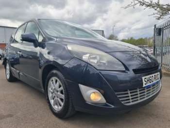 2011 (60) - 1.5 dCi Privilege TomTom Euro 5 5dr