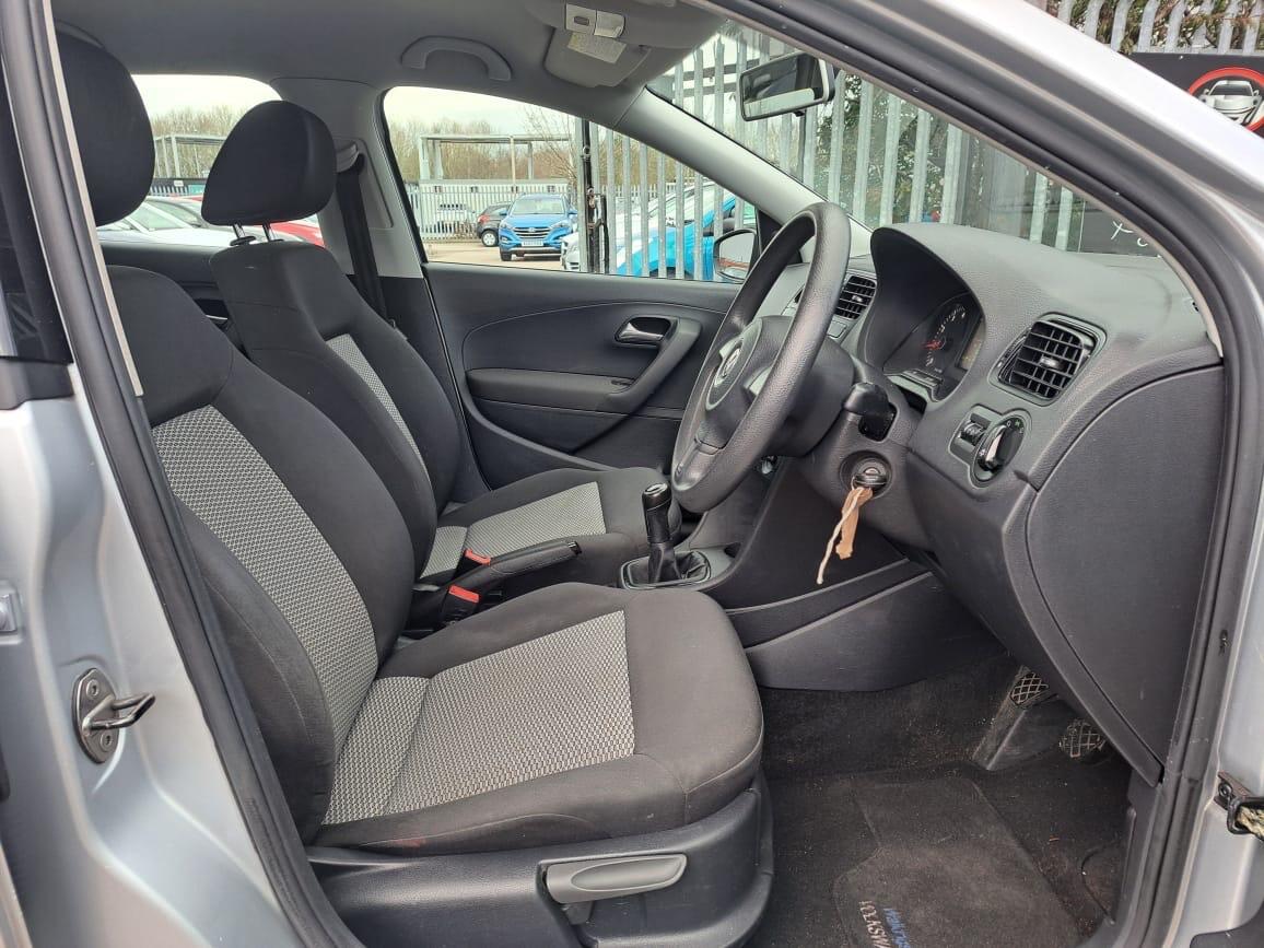 Used Volkswagen Polo 2010 for sale - 77278816: Photo 10