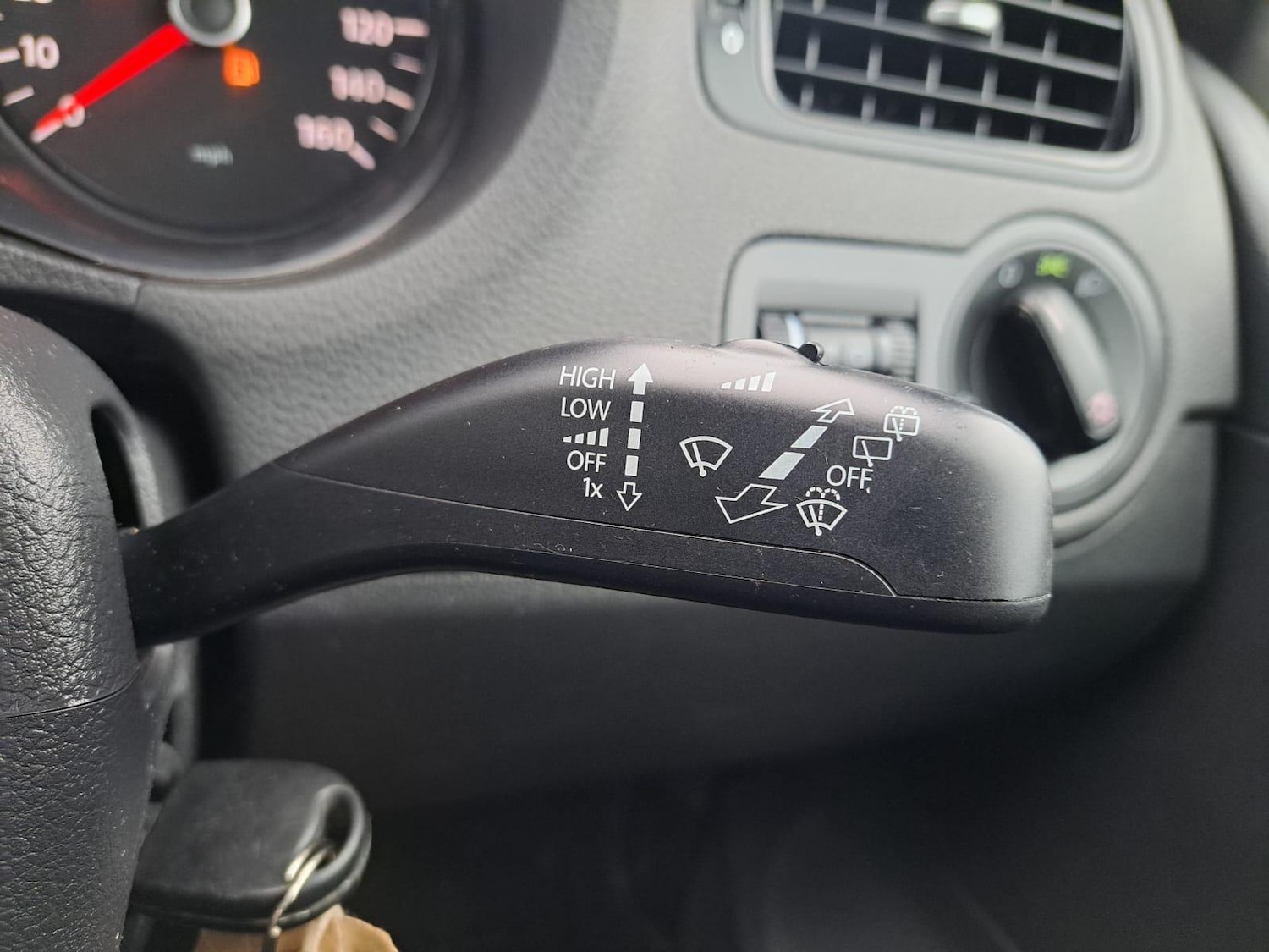 Used Volkswagen Polo 2010 for sale - 77278816: Photo 26