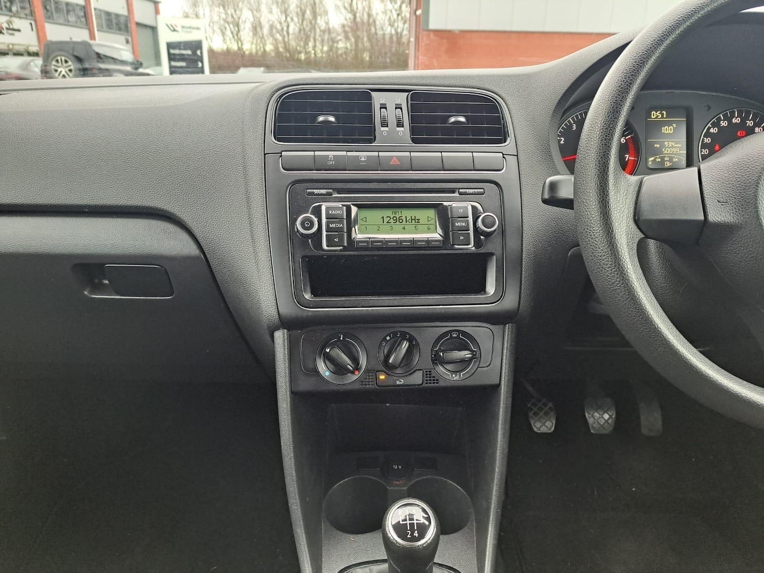 Used Volkswagen Polo 2010 for sale - 77278816: Photo 29