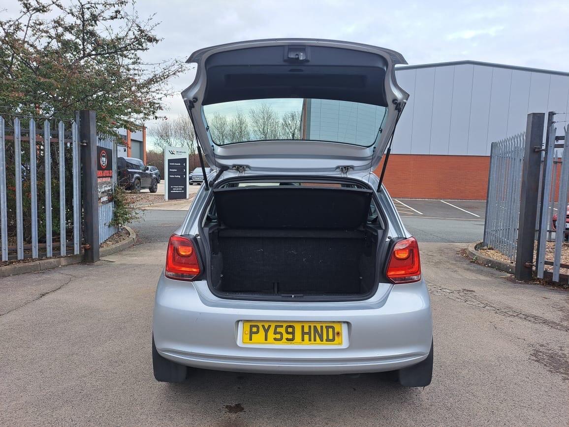 Used Volkswagen Polo 2010 for sale - 77278816: Photo 42